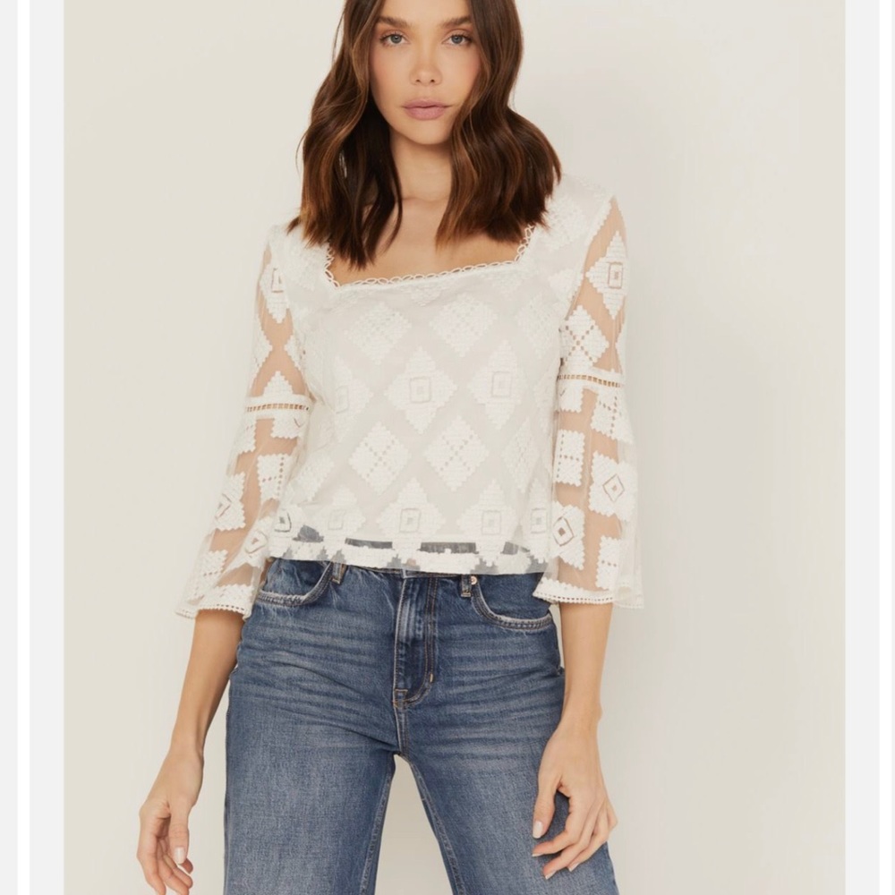 White bell sleeve top never worn